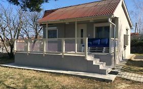 Szegfű apartmanház